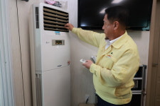 정영철 영동군수, 폭염대비 경로당 점검 분주