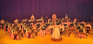 새너울중학교 제4회 가온누리국악관현악단 정기연주회(연악회) 관람 체험활동운영