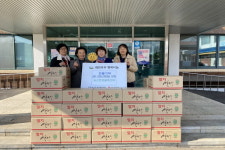 용산면 생활개선회, 사랑의 현물 기탁