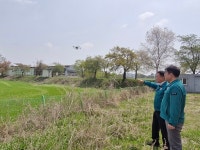 청주시, ASF 차단 위해 드론 활용 야생동물기피제 살포