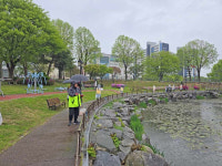 충북음성지역자활센터, EM 흙공 던지기 행사로 환경정화 앞장