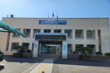 화성면 화암리 마을회, 영남지역 산불 피해 돕기 성금 전달