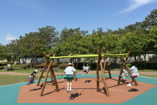 한밭수목원, 어린이놀이터 무장애놀이시설 첫 도입