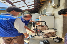 청산면지역사회보장협의체, 청산면 22개 마을에 어르신 보행기 지원