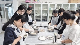 의림여자중학교, 나누는 손길, 행복한 한 끼  학생들이 직접 만든 요리로 지역 독거노인센터 방문