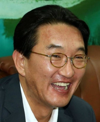 대통령 정무수석에 현기환 전 의원