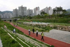 젊은 도시 기장군 정관읍에 명품하천 좌광천 탄생