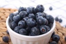 [착한가게 칼럼] 여름에 먹는 검푸른 보석 블루베리