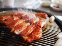 [착한가게 칼럼] 닭갈비는 갈비가 아니다