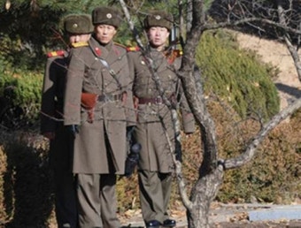 북한군귀순, 영화보다 긴박? 한국도 북한도 '긴장했나'