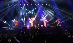 포스코 광양제철소 정동하&장미여관 송년콘서트 개최