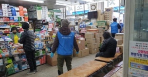 천안시 성정1동 행복키움지원단, 마스크5부제 약국에서 봉사활동