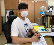 [인터뷰] 학생들과 소통하는 민준기 체육교사