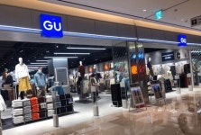 유니클로 자매브랜드 GU 한국서 매장 철수
