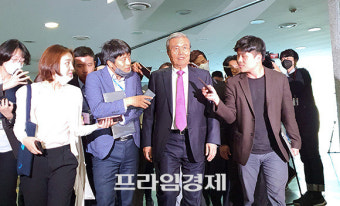 미통당, 전국위서 미래한국당과의 합당 가결과 비대위 체제 전환