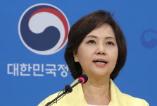 식약처, 유통업계와 간담회 진행…마스크 공급 협조 당부
