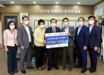 영창에스엔티 김영백 대표, 영광군에 마스크 10만장 기부
