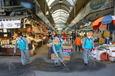 [포토] 포항시 북구 어벤저스팀, 코로나19방역 위기극복