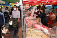 [포토] 함안군 가야시장 5일장 날