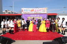 [포토] 포항시새살림회, 흥해시장 대목장 장보기 행사