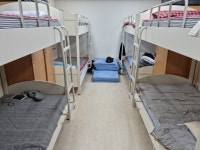 전남 A고교 기숙사 바닥서 취침 왜?…대책 강구 해야