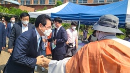 김영록 전남지사 후보, 숨가쁘게 뛰어온 13일…운동원, 탈진 일보 직전