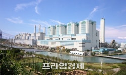 한국동서발전 당진발전본부 EWP에너지1004 6kW급 태양광 발전설비 파고라 준공
