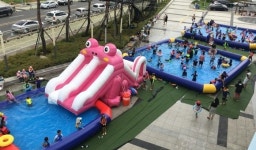 보령문화의전당 광장에 보령시 어린이 fun! fun! 물놀이장 무료 운영