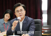 김태흠 충남지사 충남형 실버홈 전국 모델 핵심은 독거노인 사회적 고립 해소