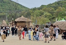 화순군 고인돌 오토캠핑장 캠핑 성지로 주목