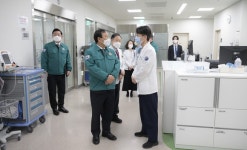 최민호 세종시장, 지역 내 종합병원 방문해 환자 곁 지키는 의료진 격려