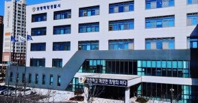 충남 보령 독산해수욕장서 동생 신발 주우려다 떠내려간 11살 여아 구조