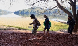 아산시 제1회 궁평저수지 맨발 황톳길 걷기 축제 성료