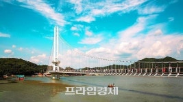 예당호출렁다리, 누적 방문객 900만명 돌파…예산 대표 관광지로 우뚝