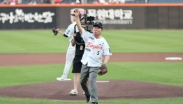 [당찬 당진] 당진시의 날 프로야구장서 오성환 시장 시구