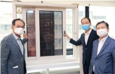 SK건설, 아파트 창문형 태양광발전시스템 국내 최초 개발