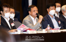 한덕수 총리와 중소기업 규제개혁 대토론회