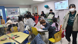 우쿨렐레 빌려 쓰다보니 망가질까 맘놓고 연주하기 어렵네요