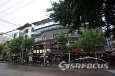 YG양현석, 삼거리포차 불법증축 11곳 행정처분