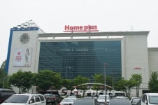 홈플러스 노조, 부산 아시아드점 직원 고용보장 주장