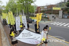 단원고 앞 지나는 전국 청소년YMCA 세월호 추모행렬