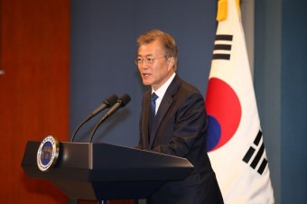 문 대통령 