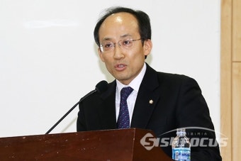 축사하는 추경호 의원