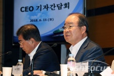 인사말하는 정성립 대우조선해양 사장