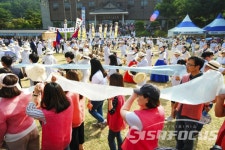 바람을 입다 , 흥겨운 저산팔읍길쌈놀이에 흠뻑 빠지다