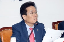 [포토] 함진규, 말도 많고 탈도 많은 태양광발전, 화재가 끊임없이 발생... 올해 71건