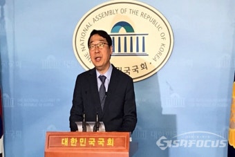 윤영찬, "촛불 미완성…文 정부 성공 위해 성남 중원 '탈환'하겠다"