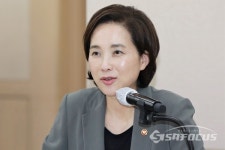 [포토] 유은혜, 장애인교원 노동조합 단체교섭 본교섭 개회식에서 모두발언