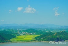 [포토] 북한이 코앞에…애기봉(愛妓峰) 조강전망대에서 1.4 km