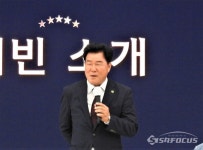 뉴월드파크골프경산.청도영천 | [포토] 경북도의회 교육위, 영천·청도·경산 교육 가족들과 현장 소통